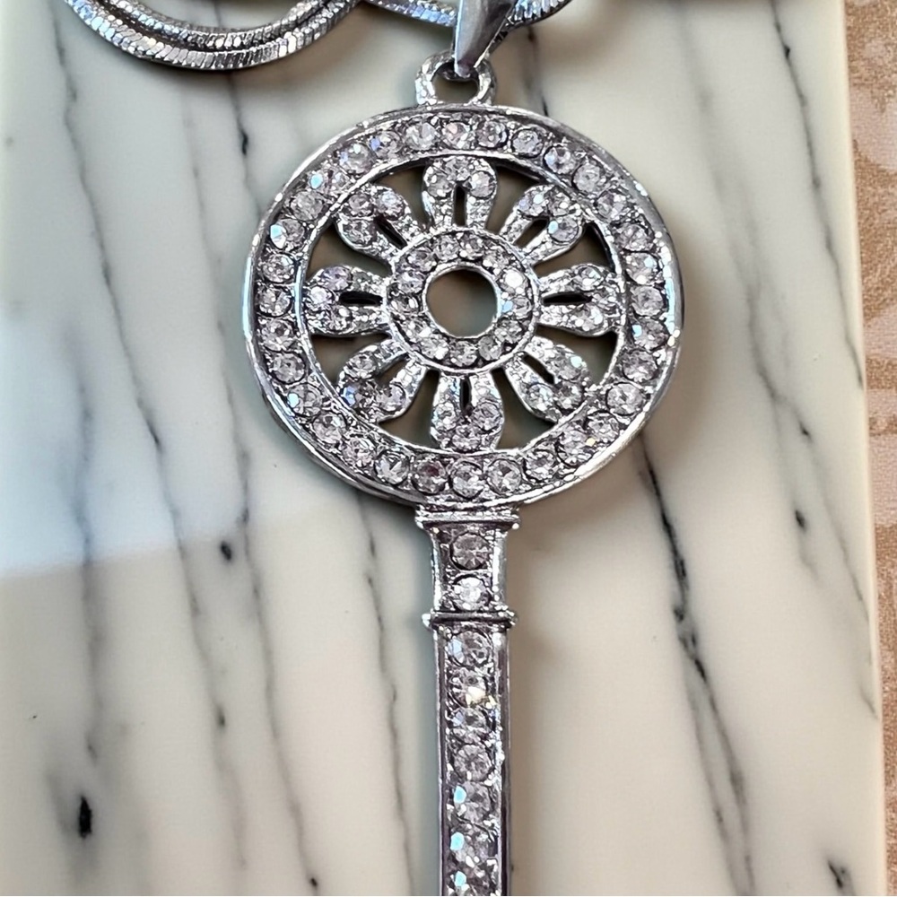 Rhinestone Key Pendant Necklace - Picture 16 of 17